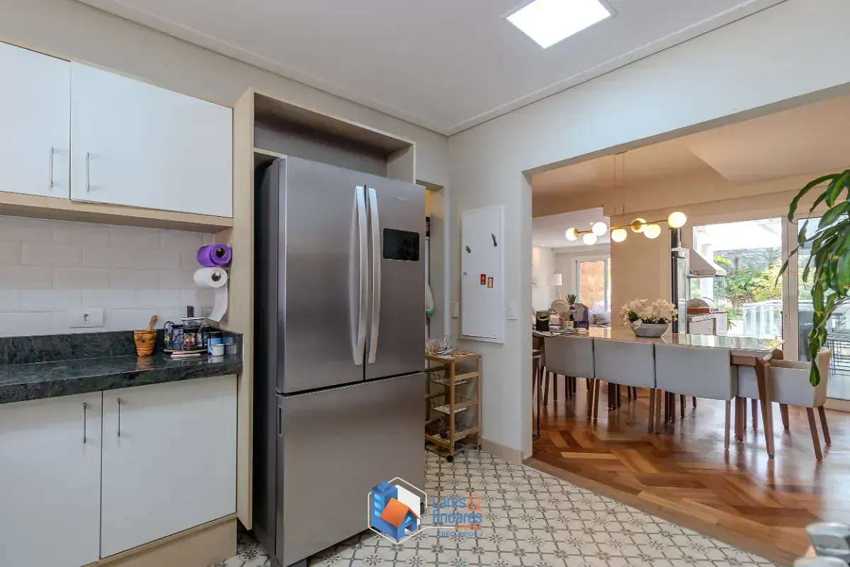 Imagem Casa em condomínio para venda em Jardim Prudência com 5 quartos, sendo 3 suítes, 329m²