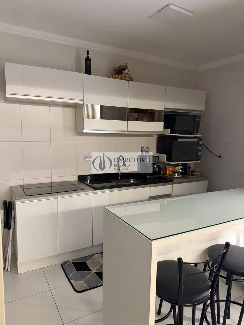 Imagem Casa de condominio com 2 dormitorios 2 vagas na Vila Nhocune.