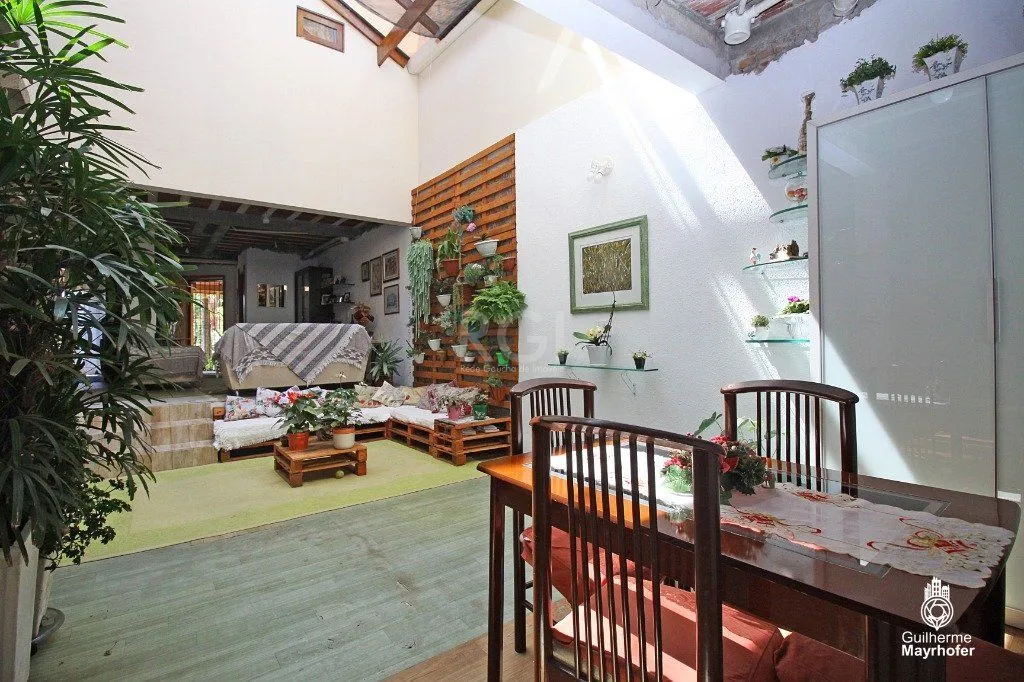 Imagem Casa para Venda - 354.24m², 3 dormitórios, sendo 1 suites, 3 vagas - Bom Jesus