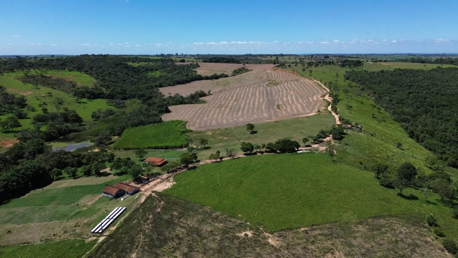 Foto do imóvel FAZENDA À VENDA - LUZ (MG) 60 hectares de área total,