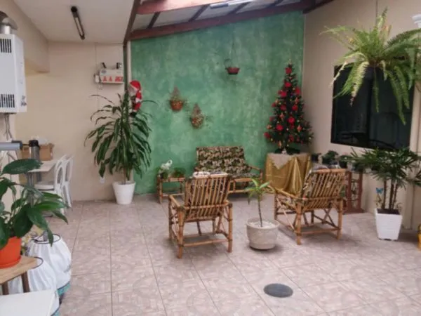 Imagem Casa para Venda - 435.6m², 2 dormitórios, 3 vagas - Cristo Redentor