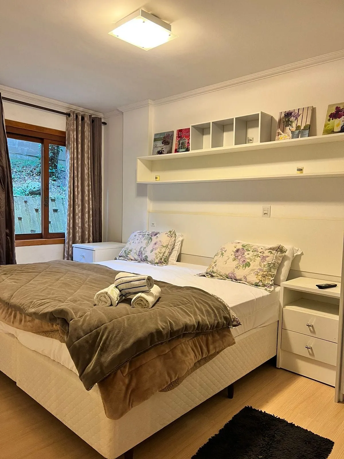 Imagem "Apartamento Mobiliado de 2 Quartos em Gramado RS."