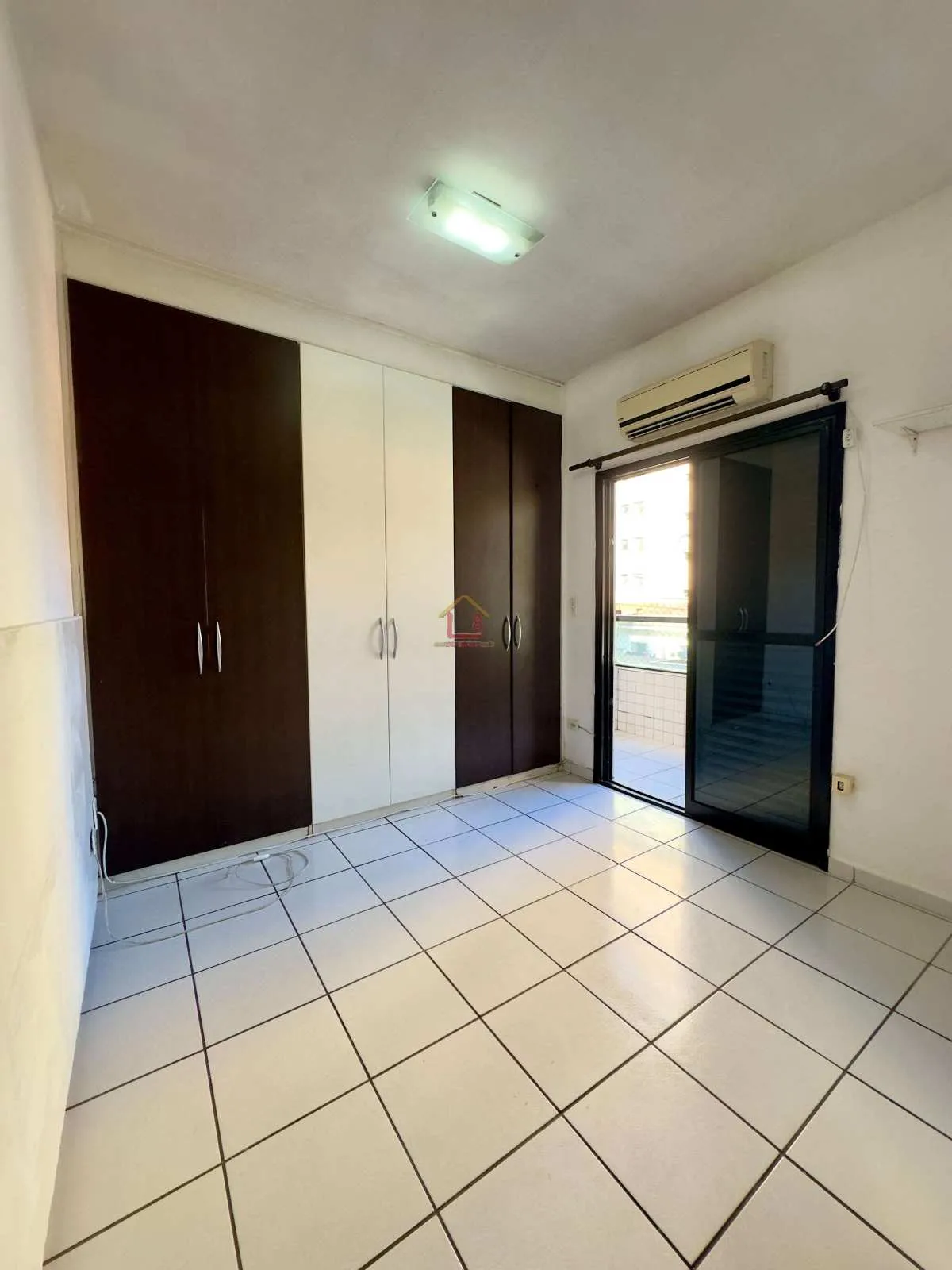 Imagem apartamento a venda no Canto do Forte