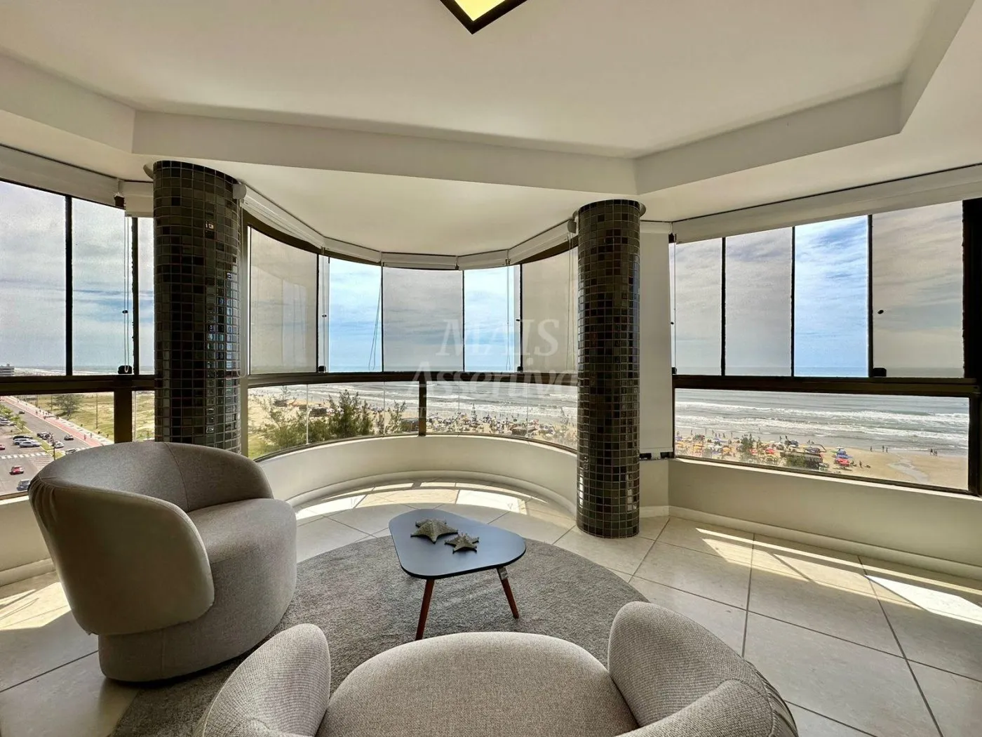 Imagem Excelente apartamento de luxo mobiliado em Capão da Canoa/RS