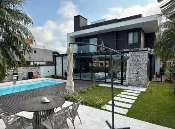 Imagem Casa 3 suítes para venda no bairro Lomba Grande em Novo Hamburgo