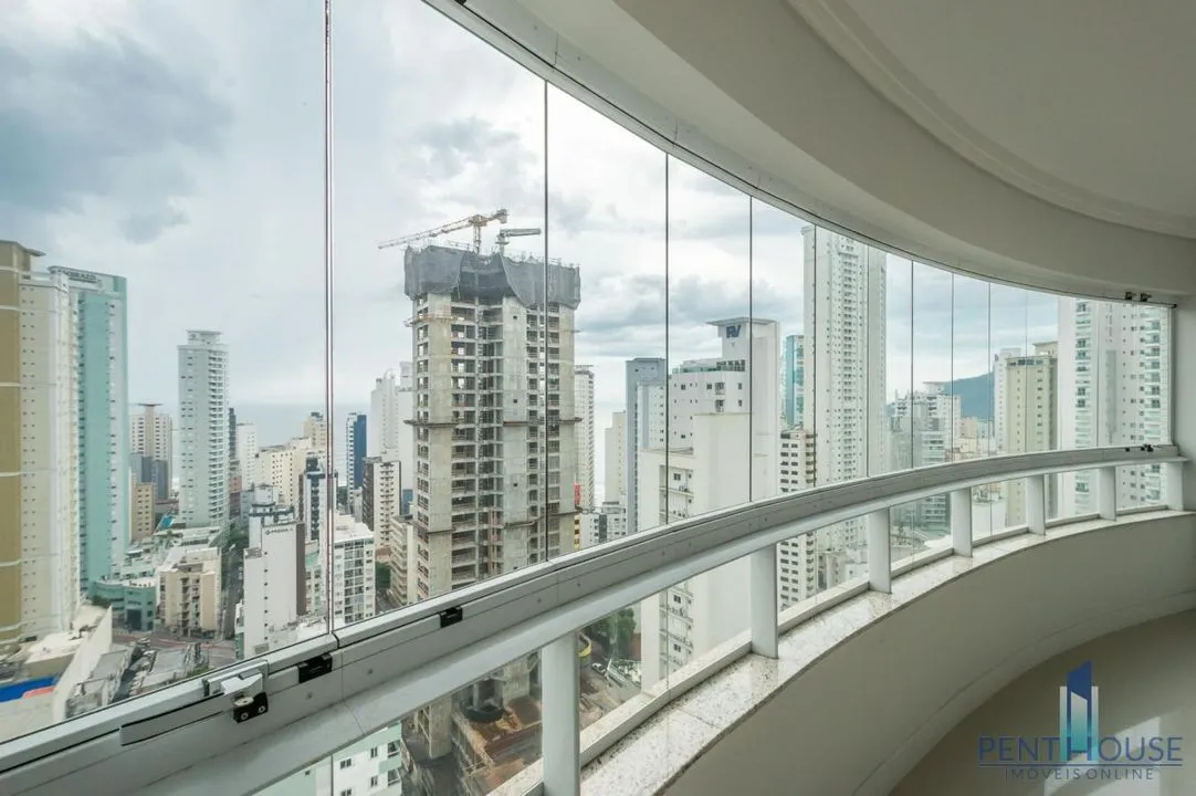Imagem Apartamento Zona Central para Venda em Balneário Camboriú, CENTRO, 3 dormitórios, 3 suítes, 3 banheiros, 2 vagas