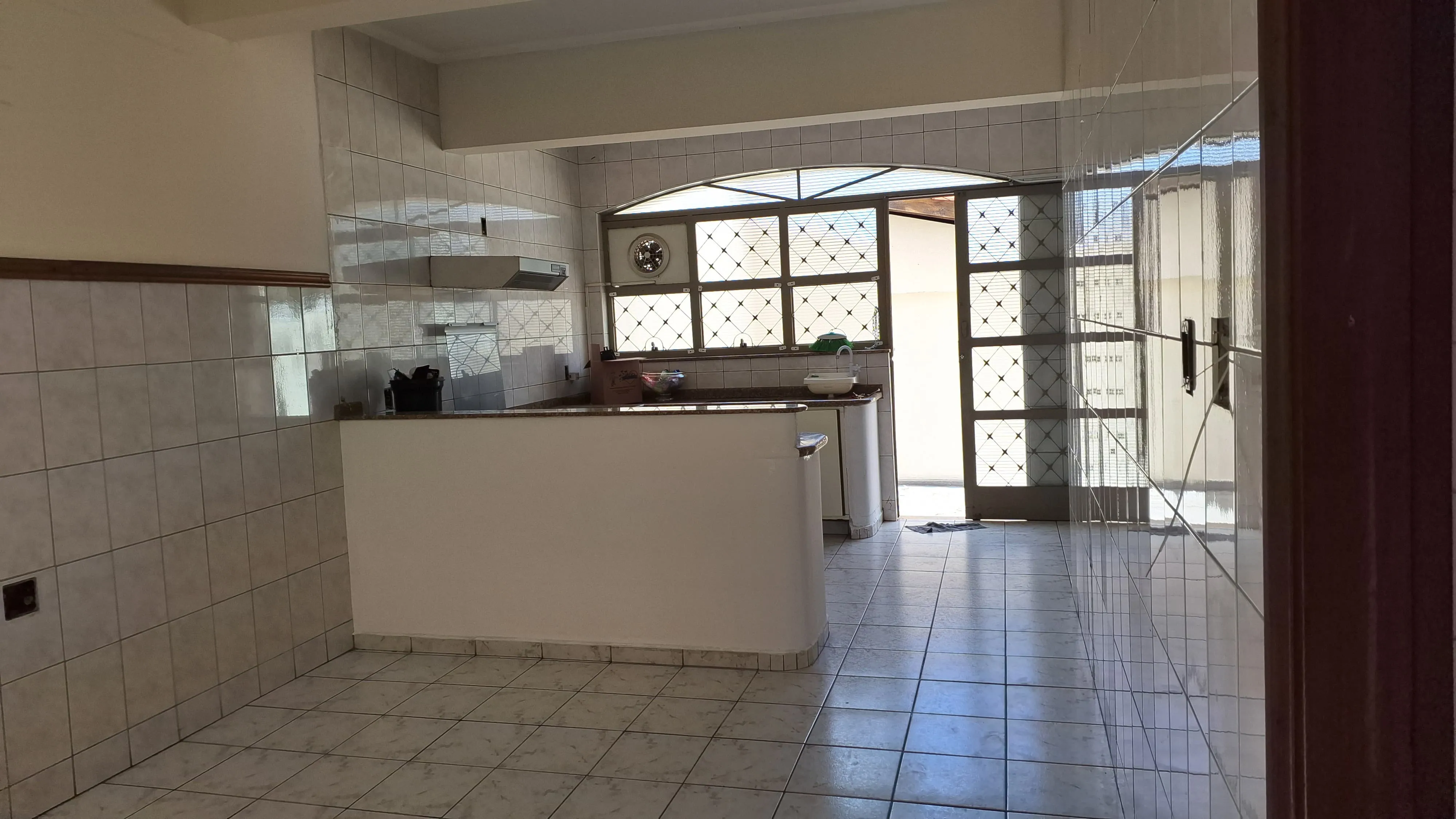 Imagem Sobrado com 3 Quartos à venda, 310m² - Jardim Icatu