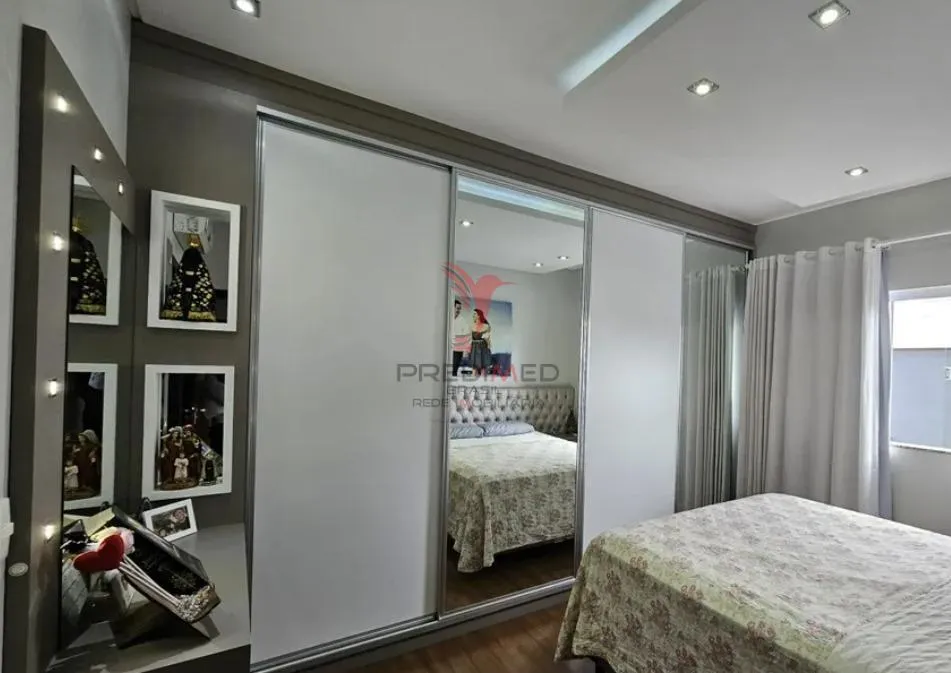 Imagem Casa semi mobiliada. Suíte mais dois quartos