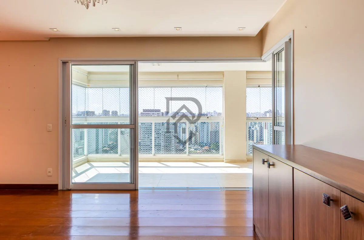 Imagem Apartamento Vila Olímpia | Quadra de tênis andar alto