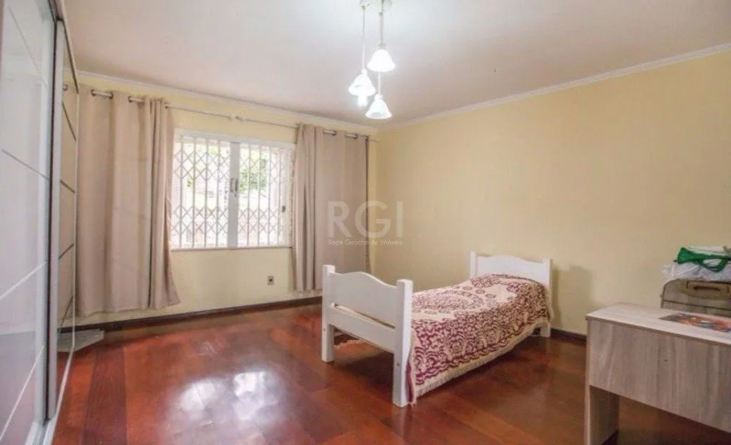 Imagem Casa para Venda - 309m², 3 dormitórios, sendo 1 suites, 3 vagas - Medianeira