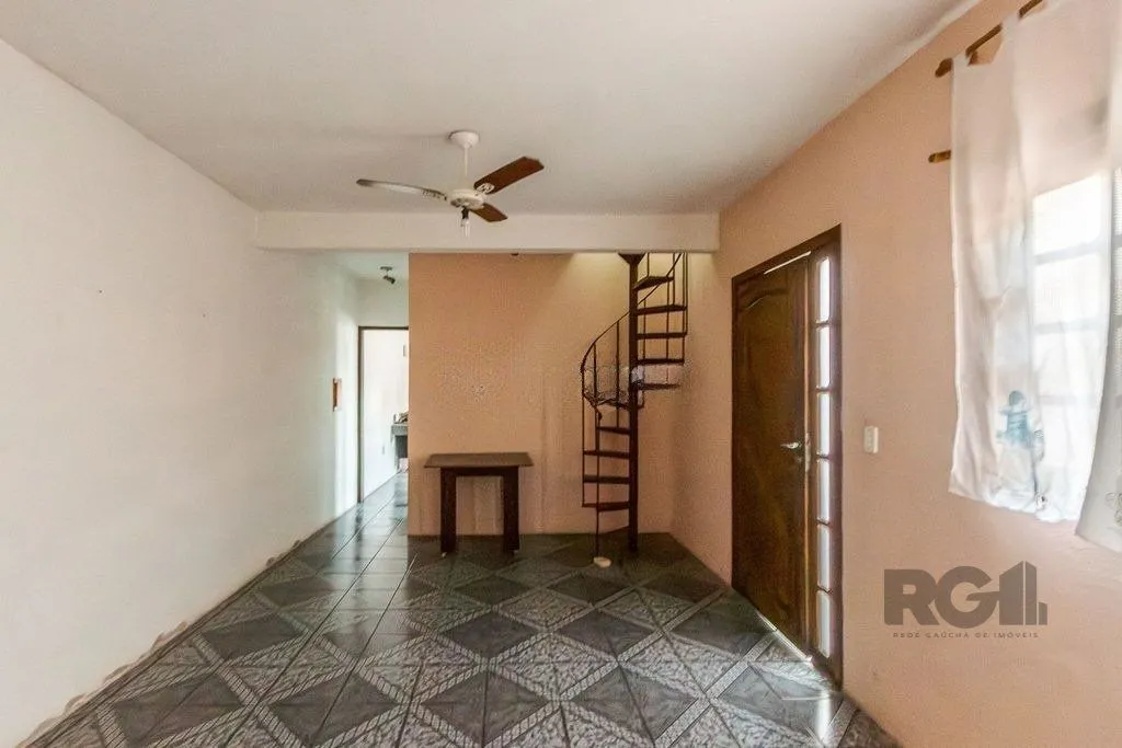 Imagem Casa de 4 dormitórios no bairro Santa Rosa de Lima