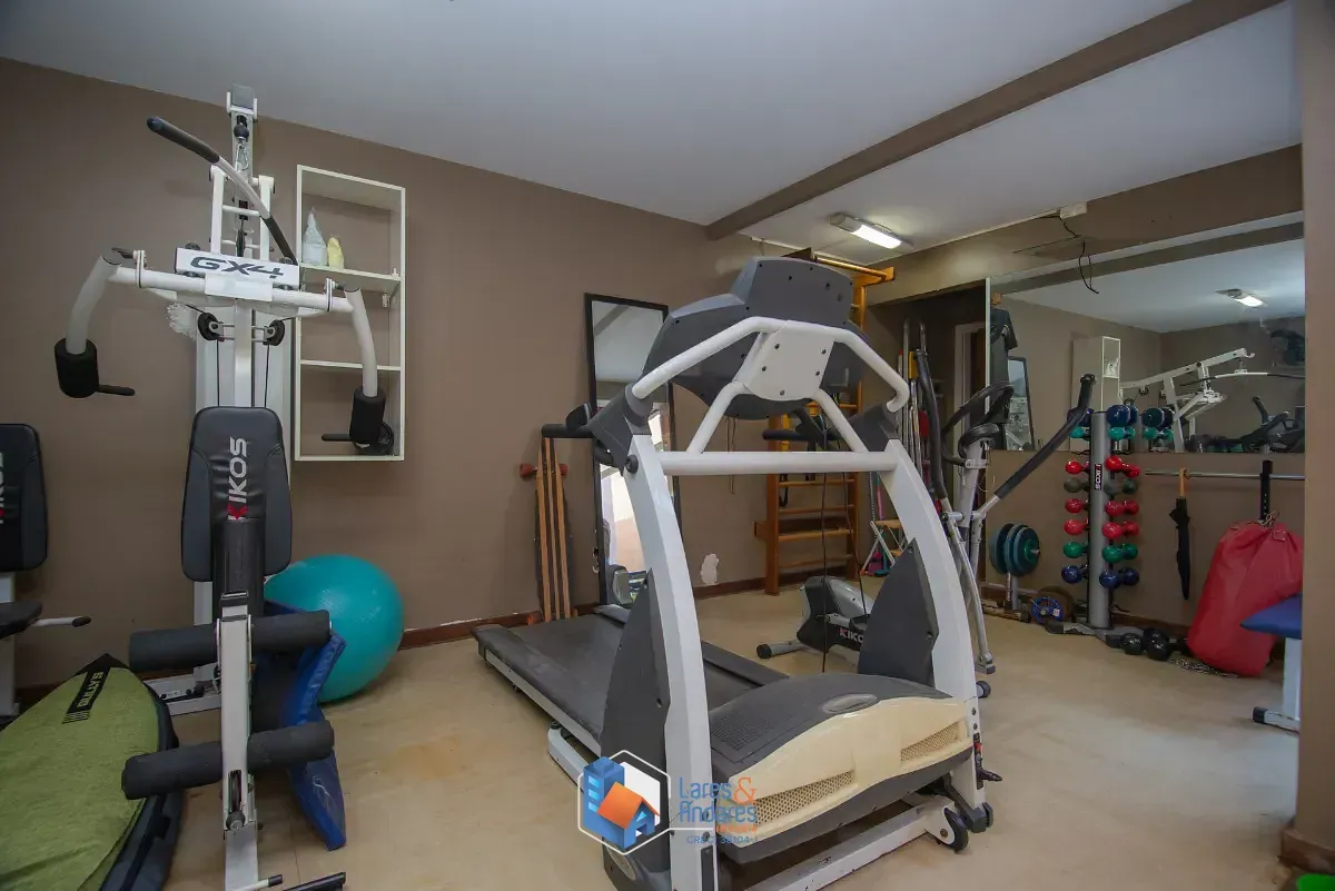 Imagem Casa para venda em Cidade Monções com 4 quartos, sendo 1 suíte, 337m²