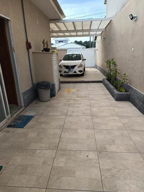 Imagem Casa em Condomínio para Venda em Maricá / RJ no bairro Parque Nanci