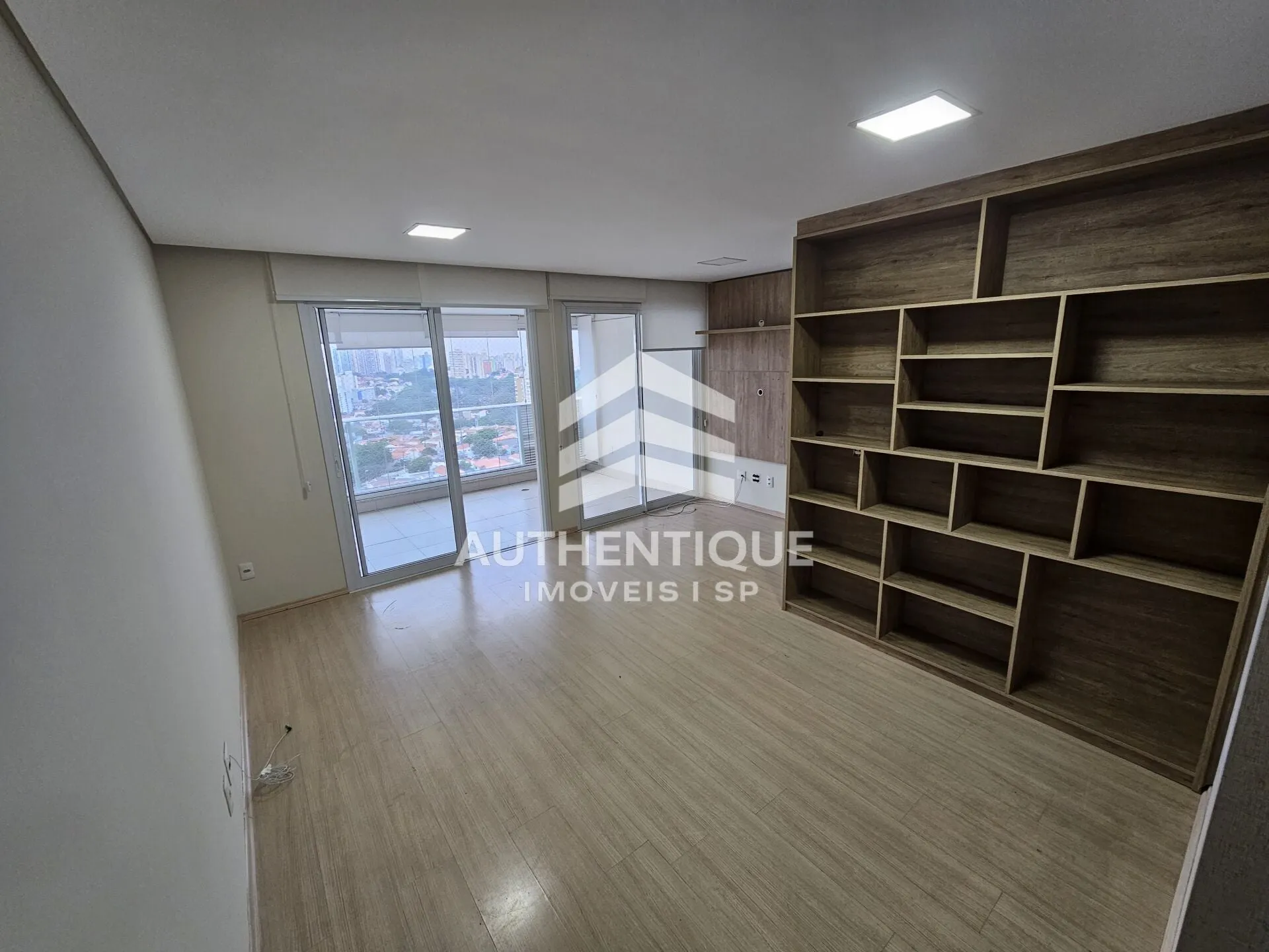 Imagem MODERN LIFE VILA MARIANA - Apartamento próximo ao metrô Ana Rosa, andar alto, vista livre, 2 vagas