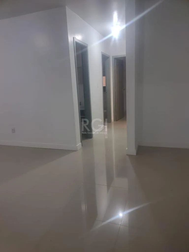 Imagem Apartamento - 73.19m², 3 Quartos, sendo 1 suites, Mont Serrat, Porto Alegre/RS