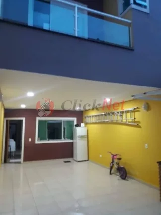 Imagem Sobrado para Venda no bairro Alvarenga com 220m², 3 suítes e 2 vagas