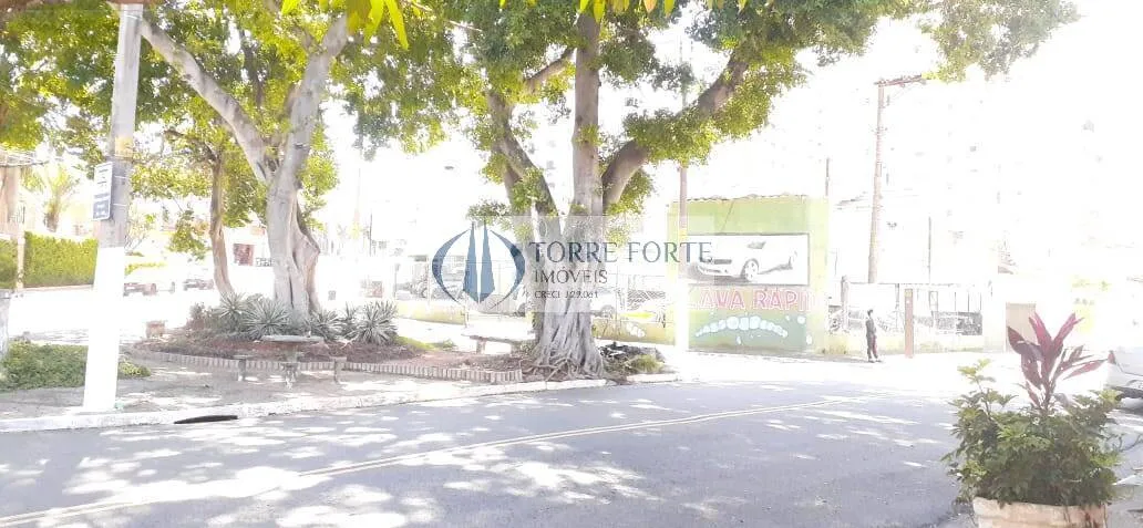 Imagem Ótima casa com 300 m², 4 dormitórios sendo 1 suíte, 3 banheiros, no Tatuapé