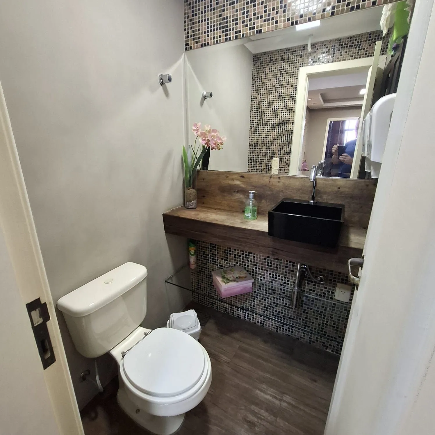 Imagem Sala Comercial com vaga para um carro escriturada