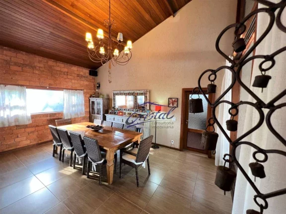 Imagem Casa Térrea impecável - 5 dormitórios - 3 suítes - Piscina!