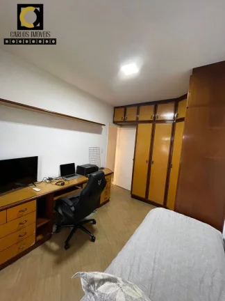 Imagem Apartamento de 3 dormitórios, sendo 1 suíte à venda em Santos