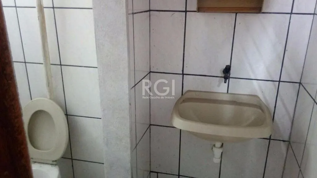 Imagem Pavilhão para comprar , 330 m² por R$ 880.000,00 Rubem Berta - Porto Alegre/RS