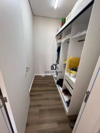 Imagem Casa com 3 dormitórios sendo 1 suite à venda, 280 m² por R$ 1.100.000 - Condomínio Village da Serra - Araçoiaba da Serra/SP