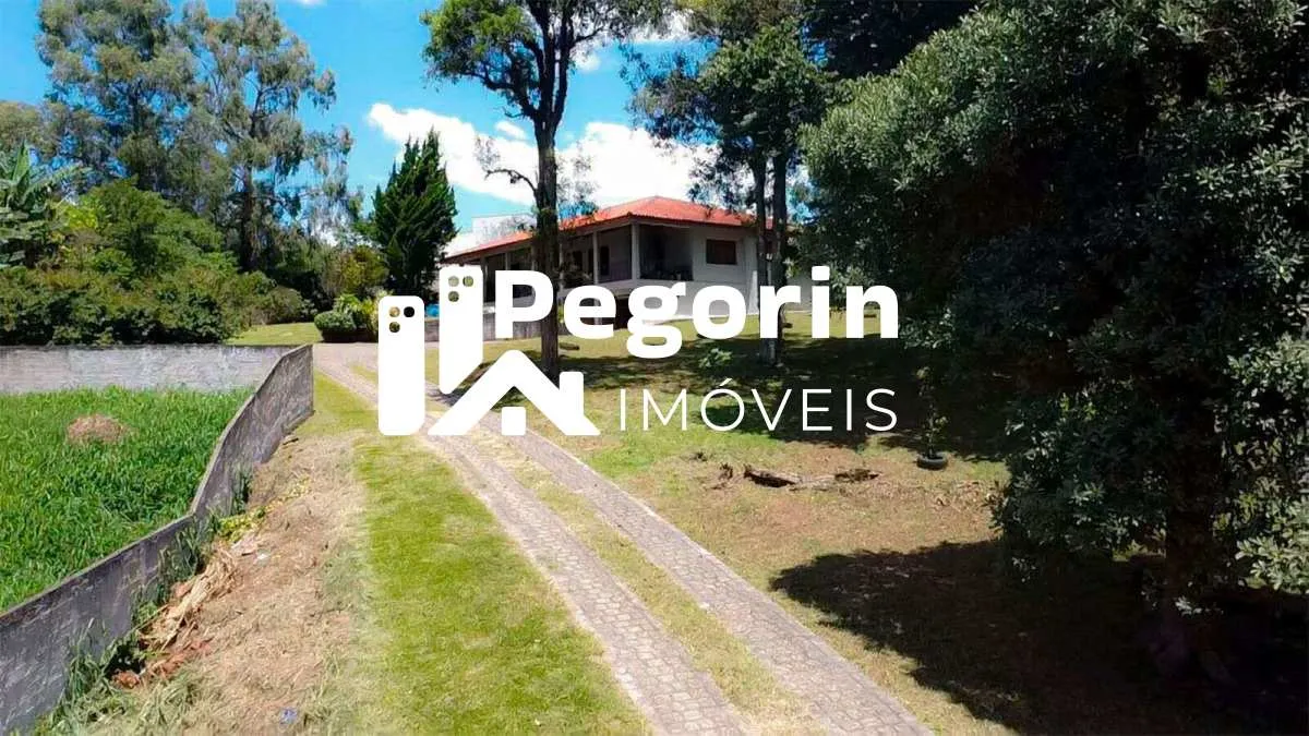 Imagem Terreno Com casa à venda em Campo Largo