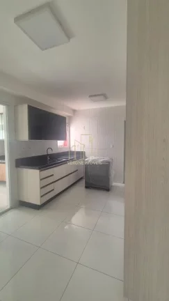 Imagem Apartamento de luxo à venda em Patamares, Salvador-BA: 4 quartos, 4 suítes, 3 salas, 5 banheiros, 3 vagas de garagem, 180m².