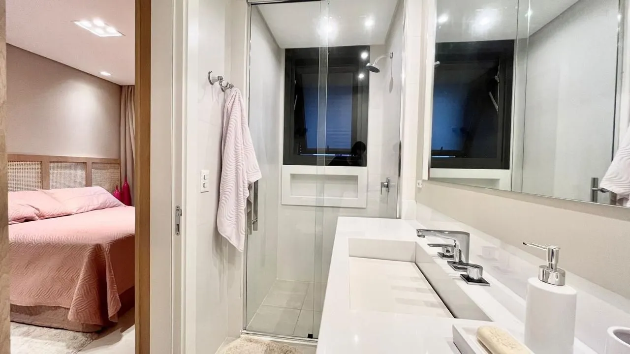Imagem Apartamento à venda em Torres, Praia Grande, com 4 quartos, 215m2