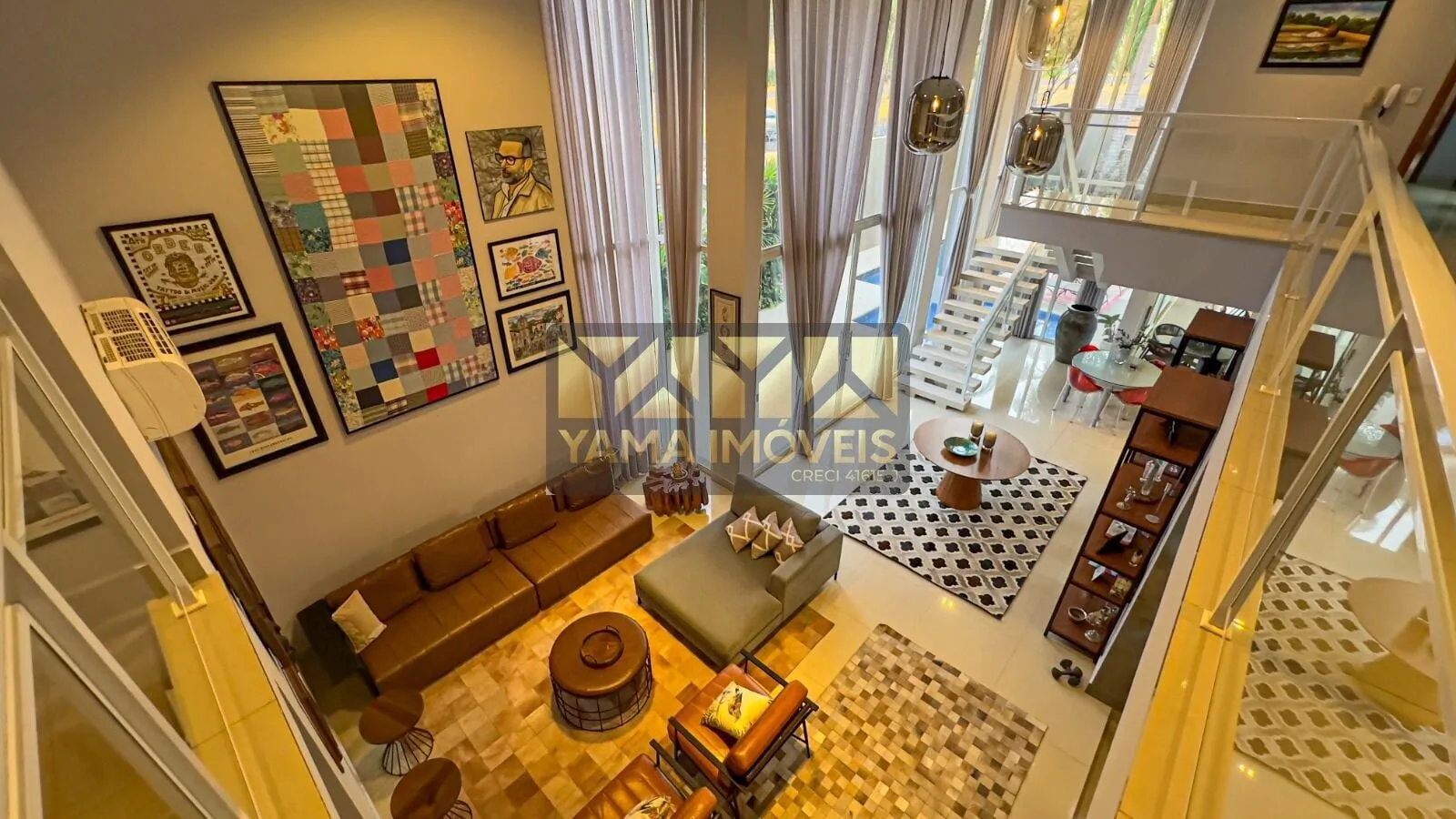 Imagem Condomínio Ipê Amarelo - Casa de Alto Padrão com 4 Suítes, 587 m², Piscina e Espaço Gourmet - Condomínio Ipê Amarelo, Vila do Golfe
