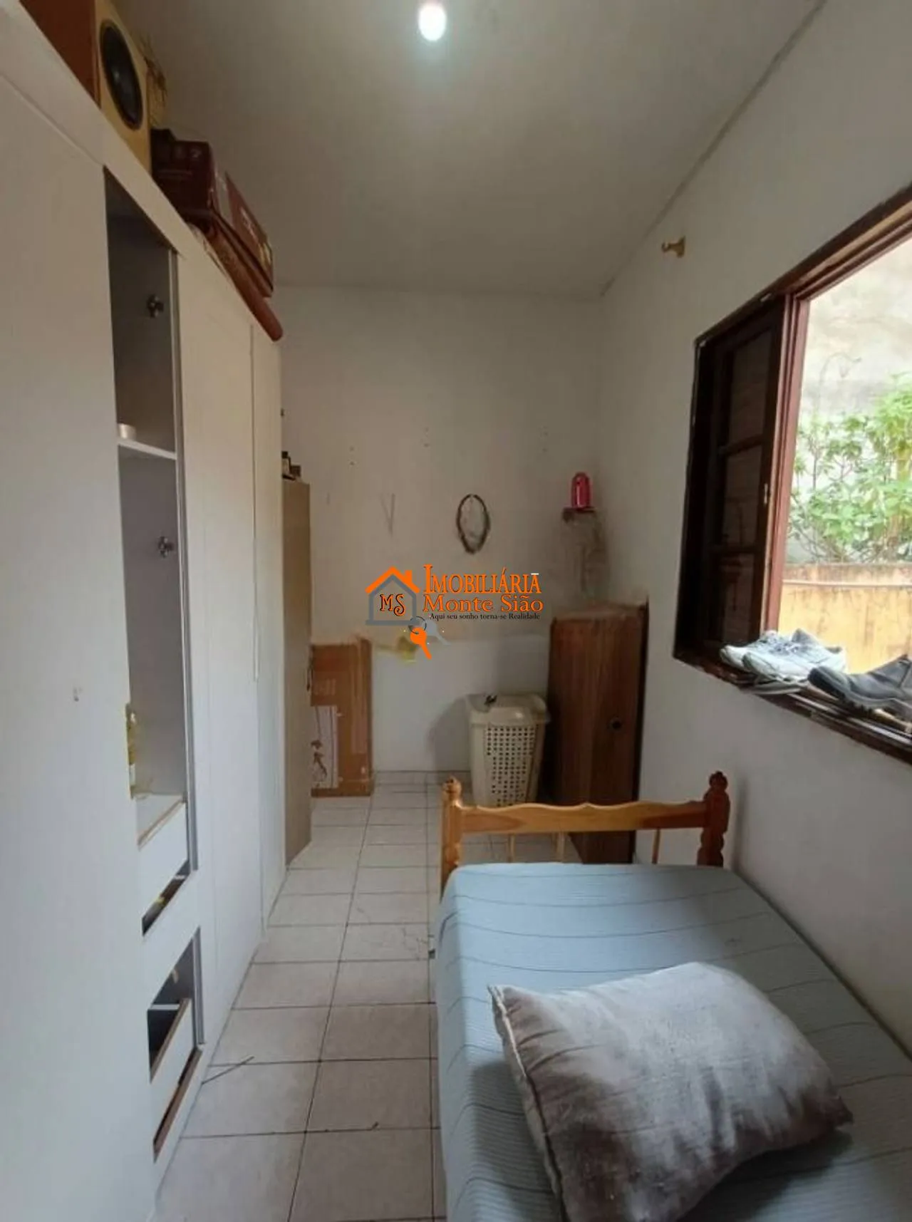 Imagem Sobrado com 4 dormitórios à venda, 250 m² por R$ 690.000,00 - Parque Santos Dumont - Guarulhos/SP