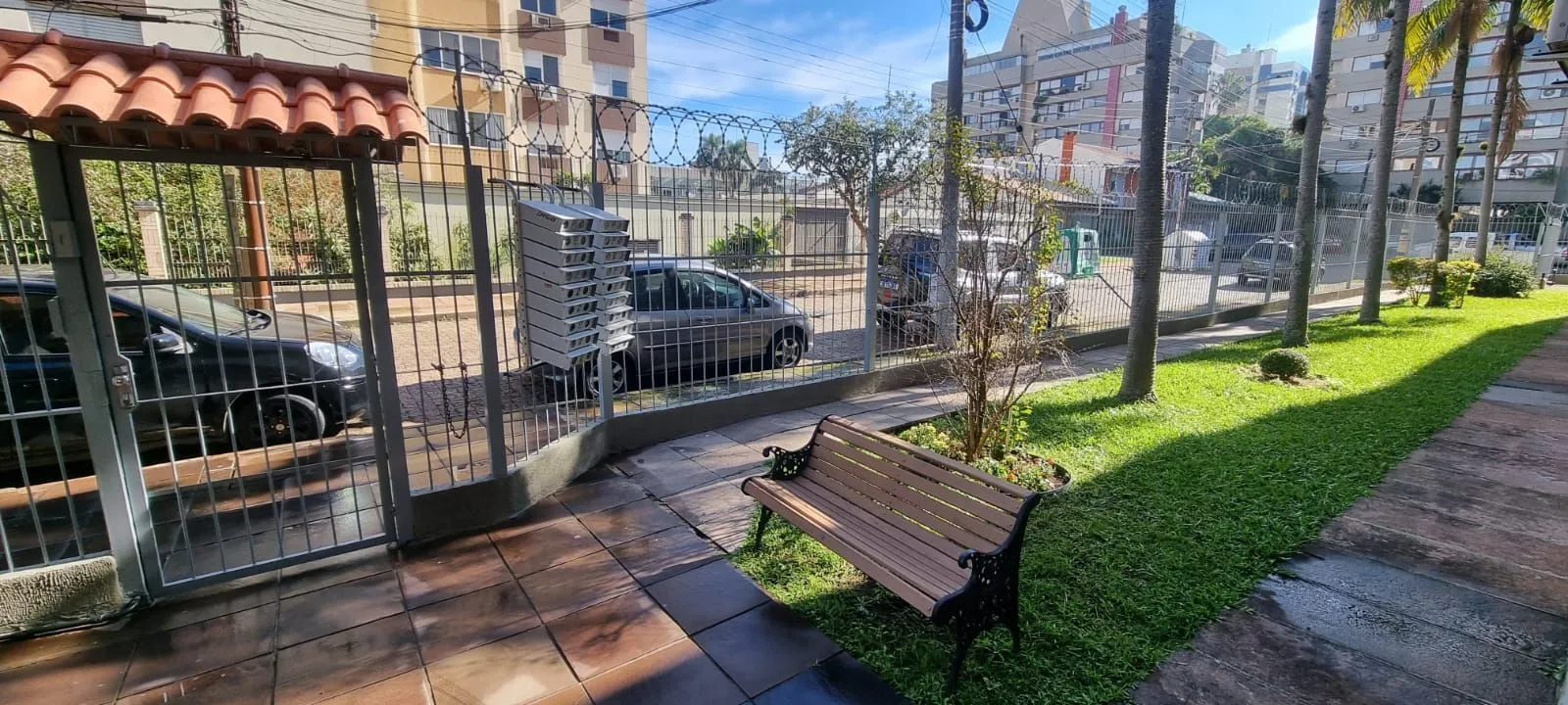 Imagem Apartamento 04 dormitórios ou gabinete com 01 vaga no bairro Praia de Belas