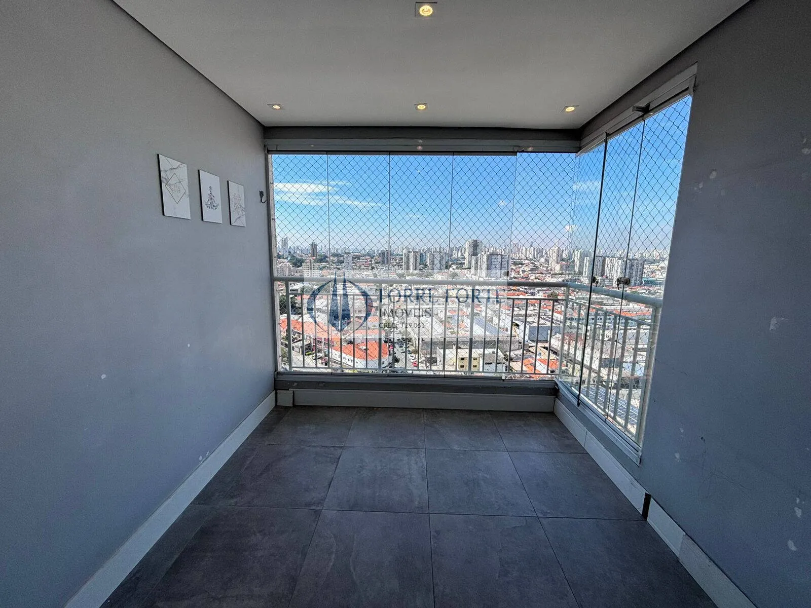 Foto do imóvel Excelente apartamento com 70 m² , 3 dormitórios, parcialmente mobiliado em Rua do Imperador