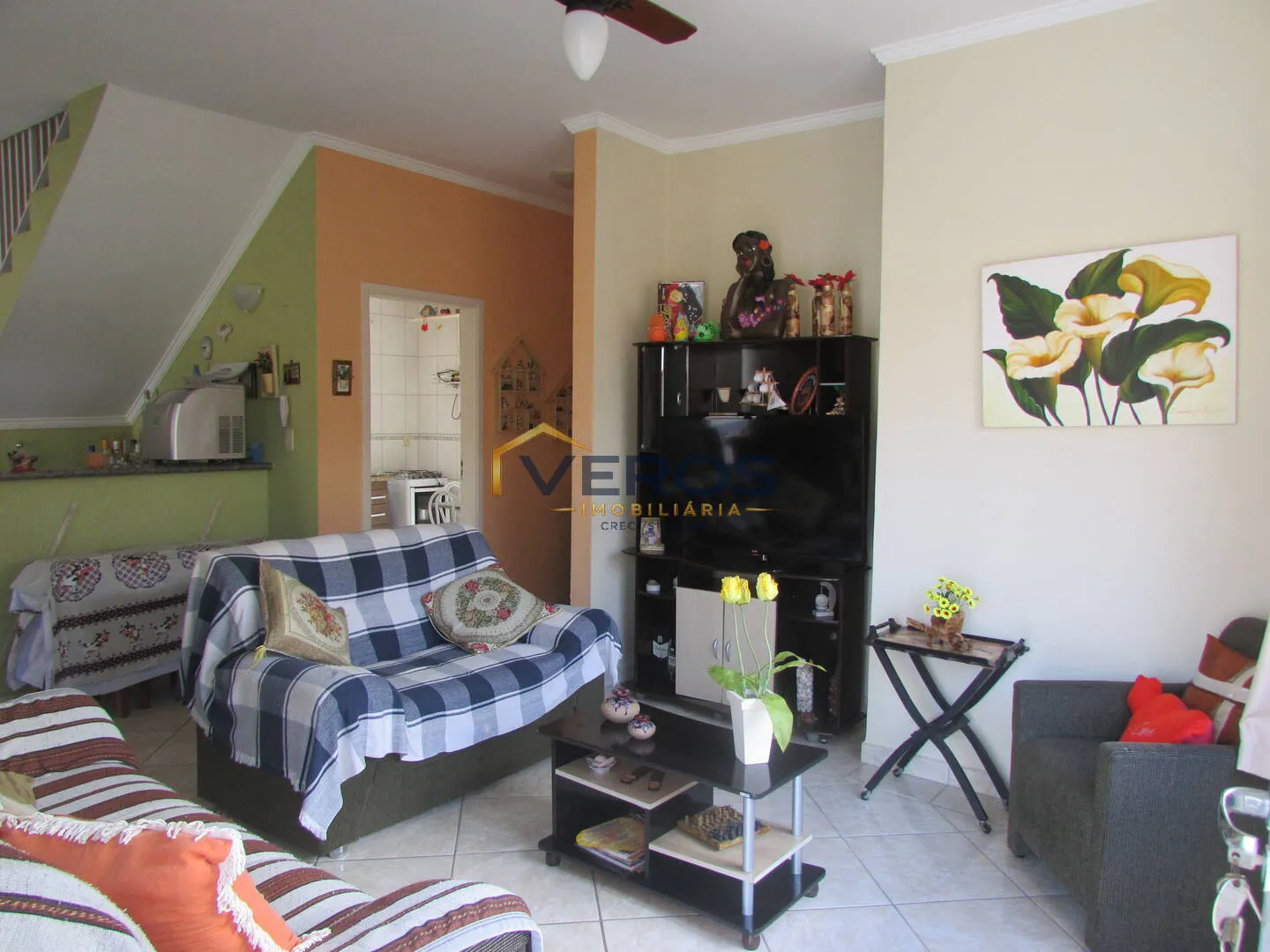 Imagem Sobrado de Esquina com 4 Suítes + Edícula à Venda no Indaiá