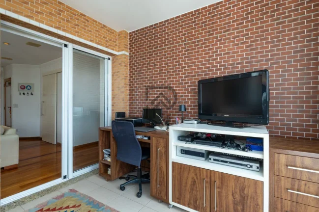 Imagem Apartamento itaim bibi andar alto vista livre