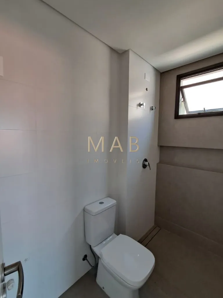 Imagem Apartamento de 2 quartos SENDO 1 suíte e vaga de garagem em Ingleses do Rio Vermelho, Florianópolis-SC.