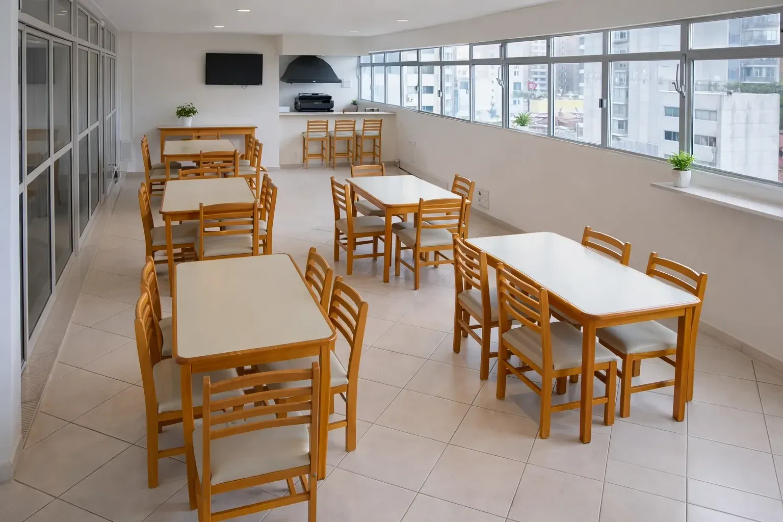 Imagem Apartamento com 1 Quarto à Venda, Locação ou Temporada, 40 m² em Centro - Florianópolis
