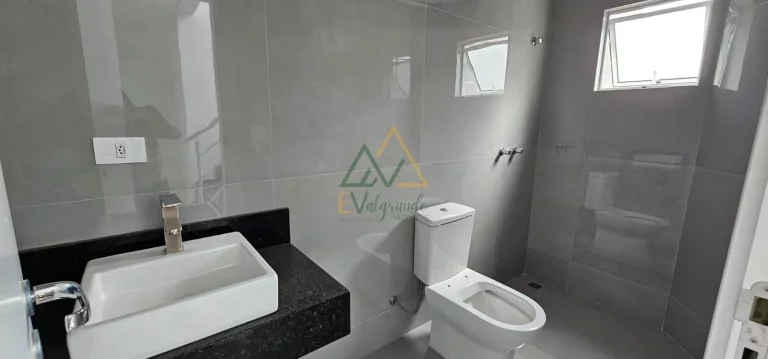 Imagem Sobrados em Condomínio à venda no Bairro Alto Curitiba PR