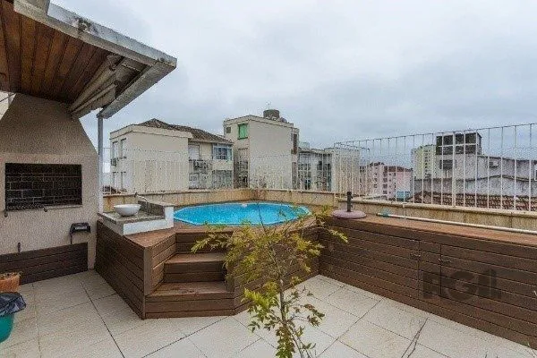Imagem Vende-se cobertura com 4 quartos (2 suítes), 154m² e 1 vaga - Moinhos de Vento