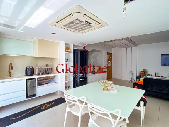 Imagem Apartamento à venda 3 quartos, 2 suítes 2 vagas de garagem na Ponta da Praia em Santos por R$1.500.000,00