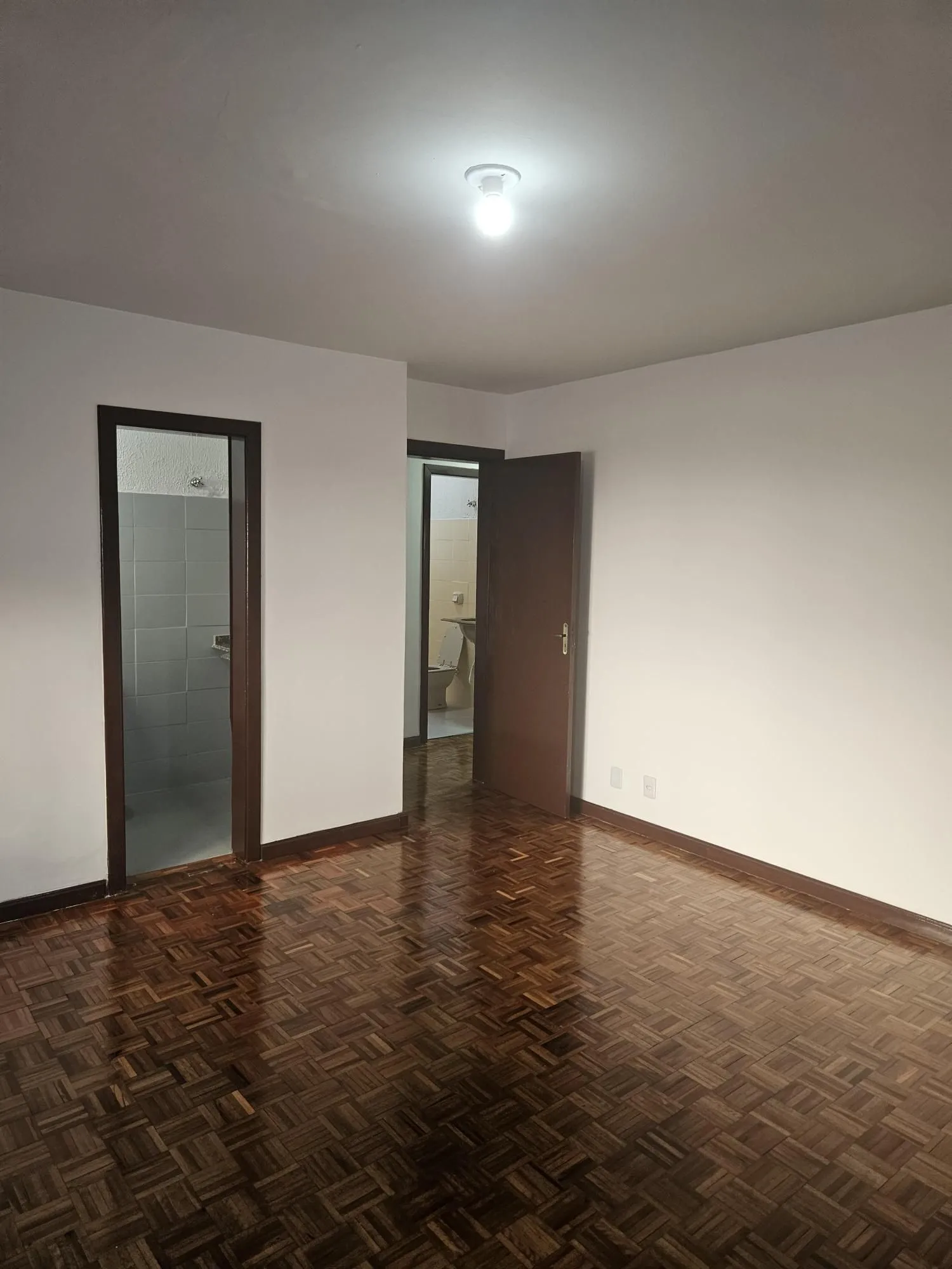 Imagem Casa toda reformada na avenida nonoai