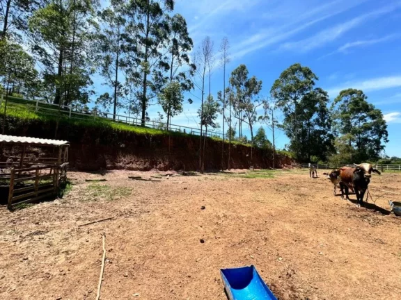 Imagem Sitio à venda em Igaratá São Paulo!!! PORTEIRA FECHADA!