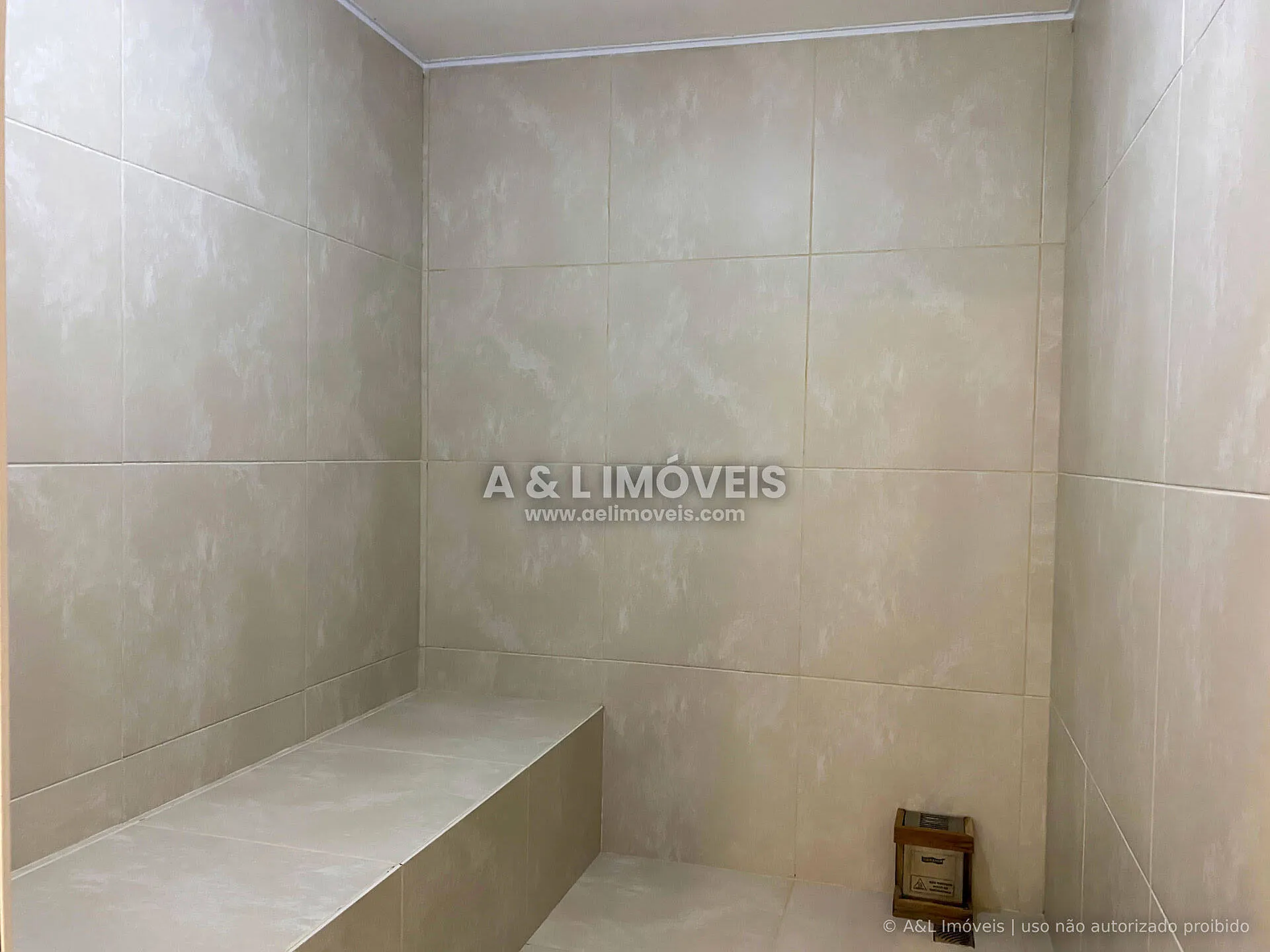 Imagem Apartamento em Campos do Jordão | 87,10 m² | Lareira e Varanda Privativa