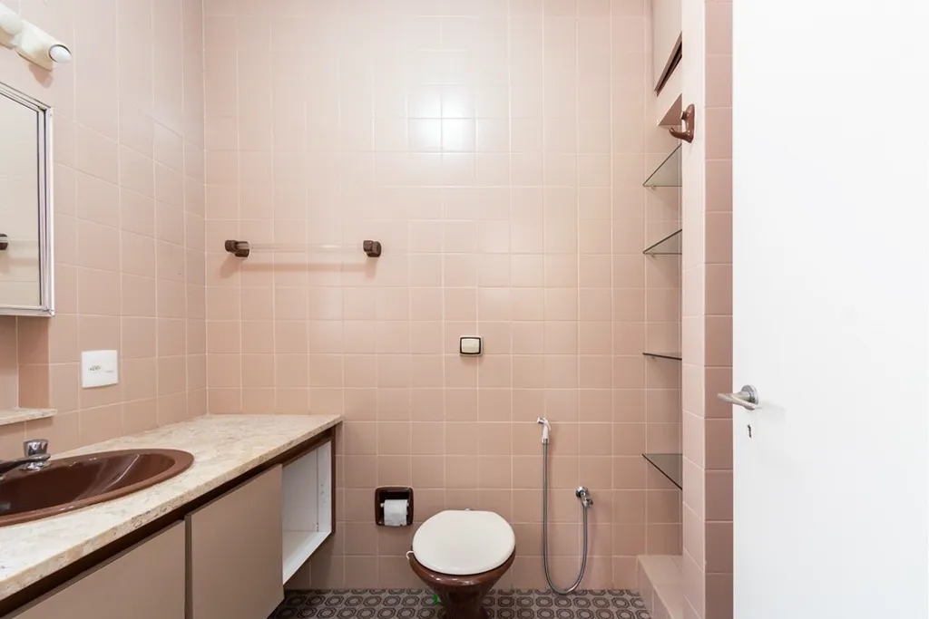 Imagem Casa à venda em São Paulo, Pacaembu, com 3 quartos, 590m2