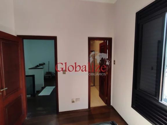 Imagem Sobrado à venda com 4 dormitórios e até 7 vagas, no bairro da Pompéia em Santos por R$ 2.900.000,00