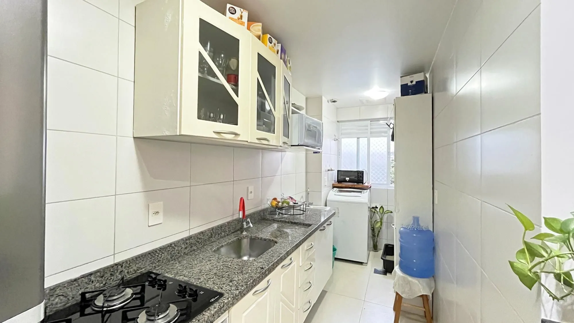 Imagem Apartamento 82m² - três dormitórios, suíte, duas vagas de garagem