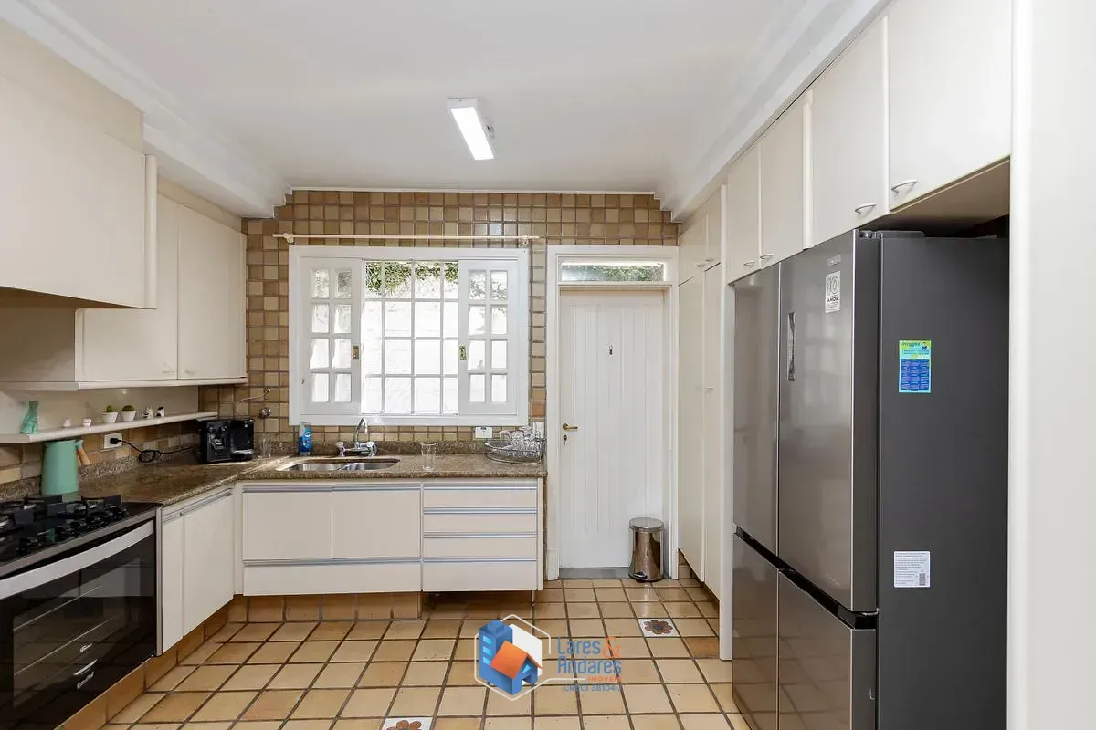 Imagem Casa para venda em Jardim dos Estados com 5 quartos, sendo 4 suítes, 530m²