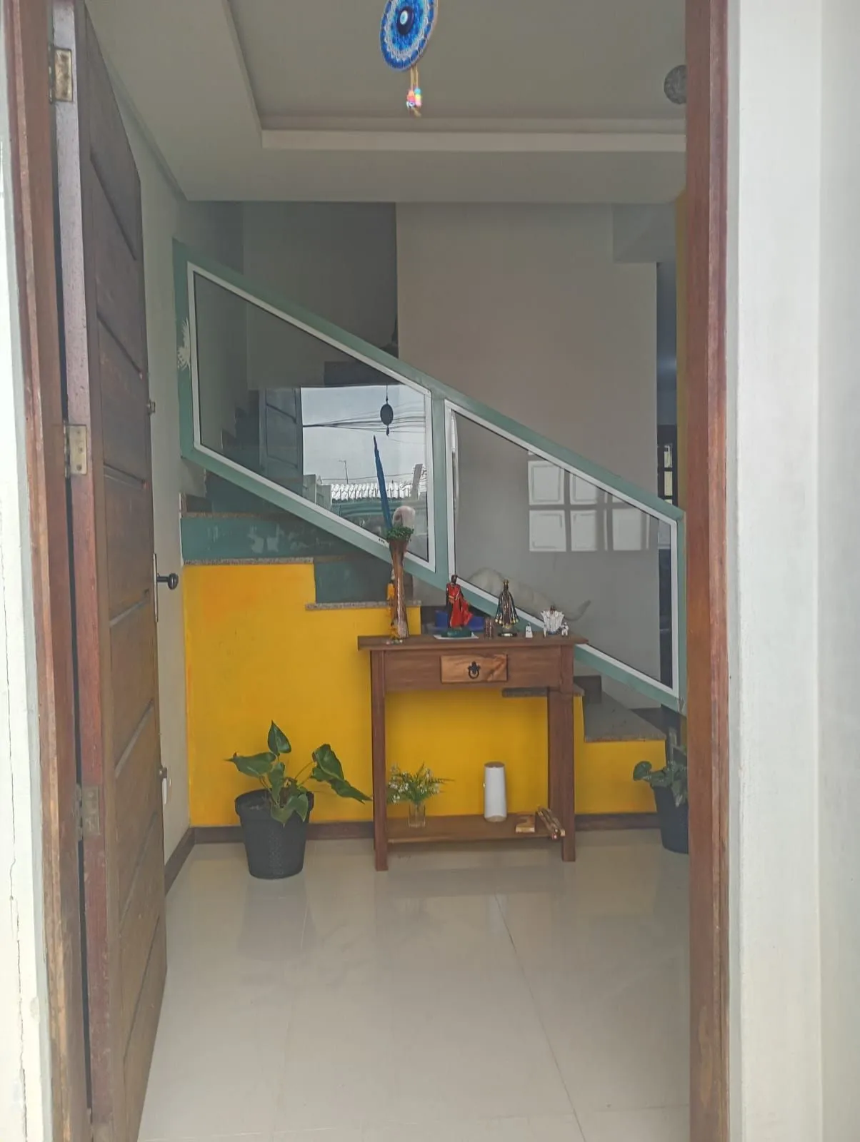 Imagem Sobrado 3 Dorm/ 2 Vagas garagem/ Exelente localização