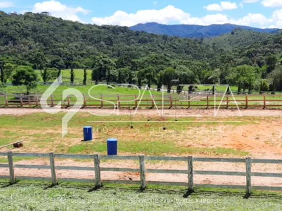 Imagem Fazenda cinematográfica com 120 alqueires à venda em Sapucaí Mirim em Minas Gerais