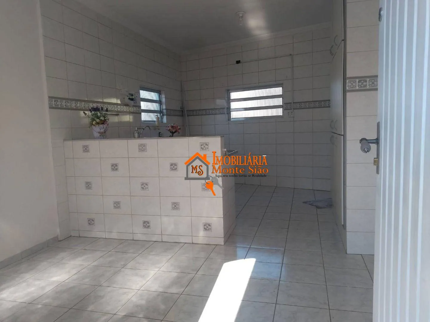 Imagem Casa com 3 dormitórios, 198 m² - venda por R$ 895.000,00 ou aluguel por R$ 7.000,00/mês - Jardim Santa Clara - Guarulhos/SP